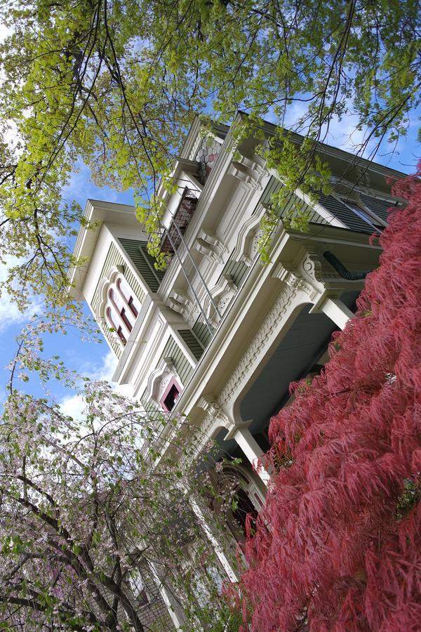 Hudson City Bed And Breakfast Extérieur photo